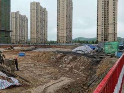 湖南金石基礎(chǔ)工程有限公司,旋挖樁施工,預(yù)應(yīng)力管樁施工,人工挖孔樁施工,沖孔樁施工,長螺旋灌注樁施工,基坑支護(hù)工程施工,錨桿錨索施工,冠梁、腰梁施工,地基強(qiáng)夯處理工程,廠房及道路地基強(qiáng)夯處理工程,高速公路地基強(qiáng)夯加固處理,物流園港口地坪地基強(qiáng)夯工程,各種綜合市場（3—6房）房屋建筑地基基礎(chǔ)處理,鐵路（含高鐵）路基加固工程,機(jī)場跑道地基加固處理工程