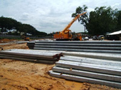 湖南金石基礎(chǔ)工程有限公司,旋挖樁施工,預(yù)應(yīng)力管樁施工,人工挖孔樁施工,沖孔樁施工,長(zhǎng)螺旋灌注樁施工,基坑支護(hù)工程施工,錨桿錨索施工,冠梁、腰梁施工,地基強(qiáng)夯處理工程,廠房及道路地基強(qiáng)夯處理工程,高速公路地基強(qiáng)夯加固處理,物流園港口地坪地基強(qiáng)夯工程,各種綜合市場(chǎng)（3—6房）房屋建筑地基基礎(chǔ)處理,鐵路（含高鐵）路基加固工程,機(jī)場(chǎng)跑道地基加固處理工程